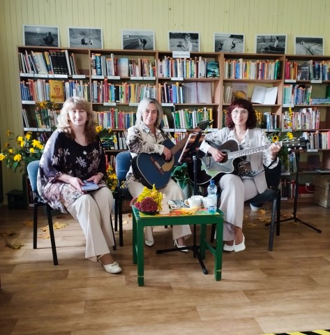 Dzeja svin- "Atvasara"